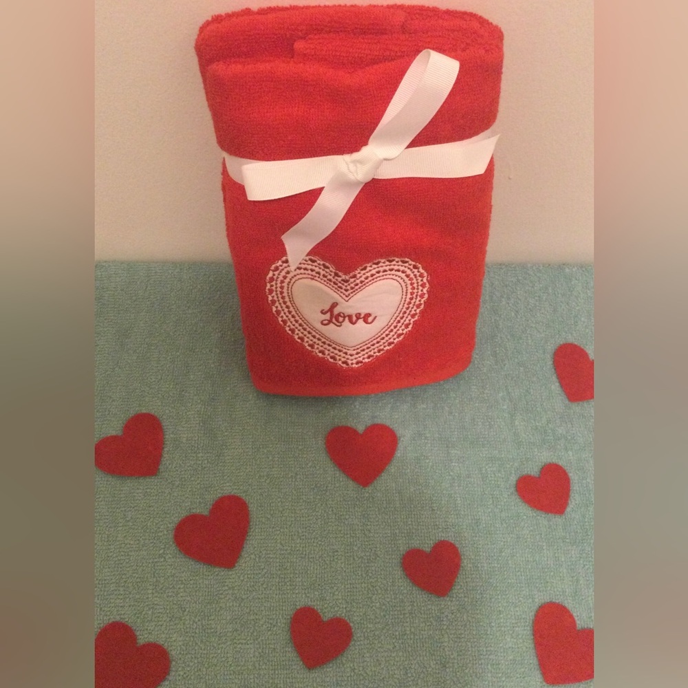 Red Valentine Hand Towel Bundle - Picture 5 of 5